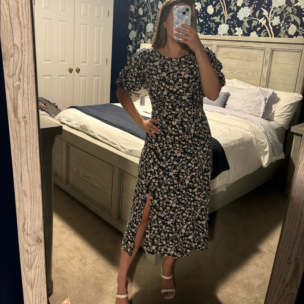Puff Sleeve Slit Midi Dress